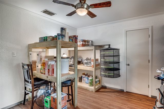 611 Overhill Road, Granbury, TX 76048
