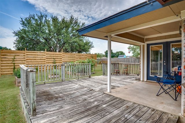 611 Overhill Road, Granbury, TX 76048