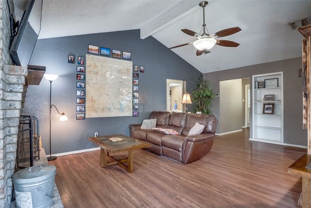 611 Overhill Road, Granbury, TX 76048
