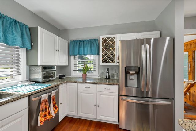2263 Elm Street, Manchester, NH 03104