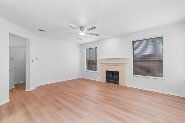 22 Almond Branch Place, The Woodlands, TX 77382