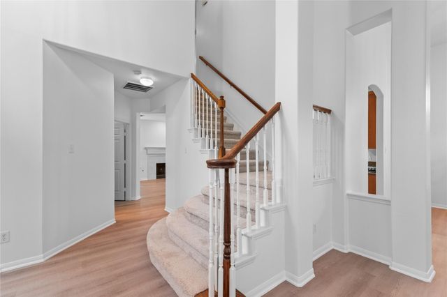 22 Almond Branch Place, The Woodlands, TX 77382