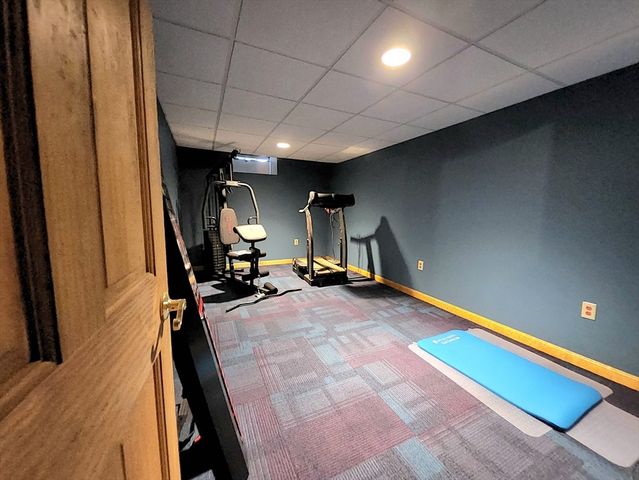 6 Crosby St, Webster, MA 01570