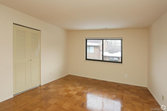 44 Route 25 A 416, Smithtown, NY 11787