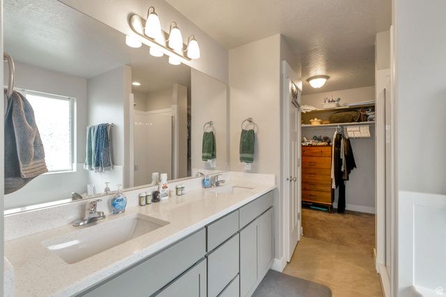 242 N 250 E, Salem, UT 84653