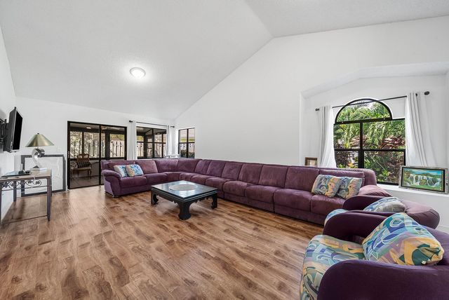 4830 BRIGHTON LAKES Boulevard, Boynton Beach, FL 33436