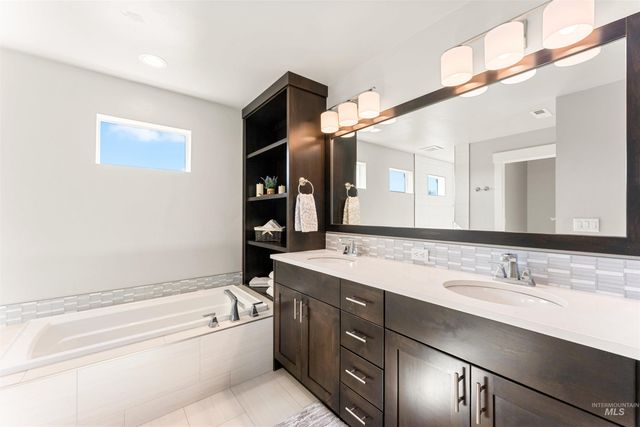 5898 S Ashcroft Way, Meridian, ID 83642