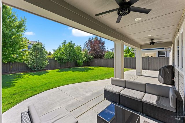 5898 S Ashcroft Way, Meridian, ID 83642