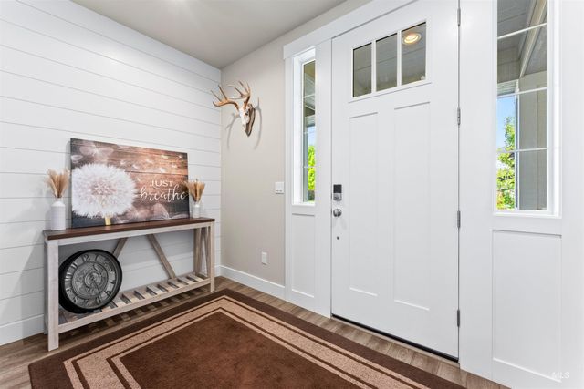 5898 S Ashcroft Way, Meridian, ID 83642