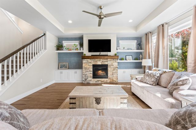 5898 S Ashcroft Way, Meridian, ID 83642