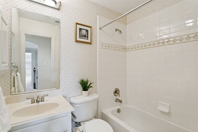 1501 Stone Drive, Carrollton, TX 75010