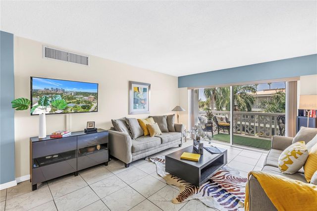 1100 N SHORE DRIVE NE 307, St Petersburg, FL 33701
