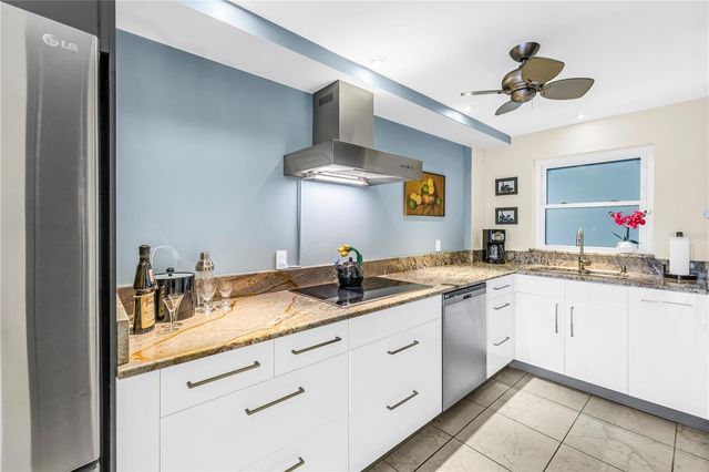 1100 N SHORE DRIVE NE 307, St Petersburg, FL 33701