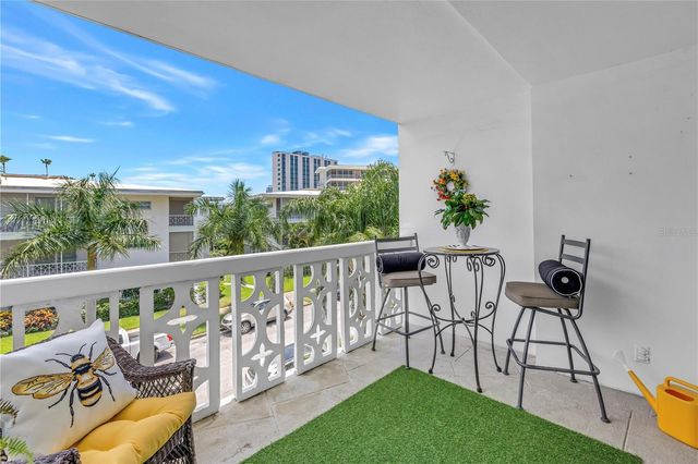 1100 N SHORE DRIVE NE 307, St Petersburg, FL 33701