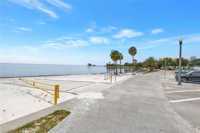 1100 N SHORE DRIVE NE 307, St Petersburg, FL 33701