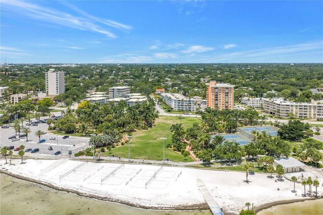 1100 N SHORE DRIVE NE 307, St Petersburg, FL 33701