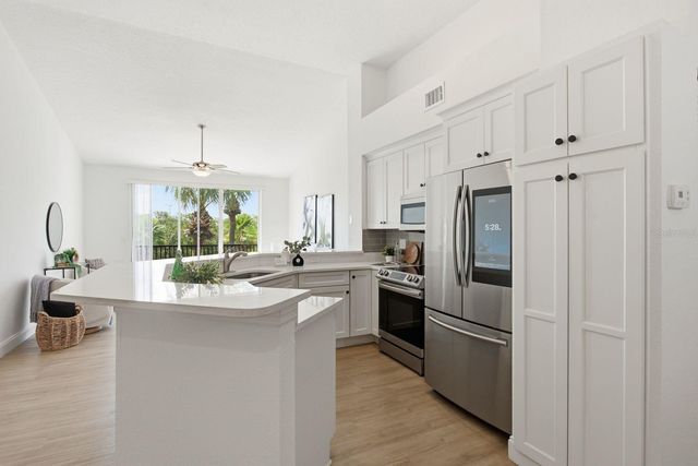 1027 NORMANDY TRACE ROAD, Tampa, FL 33602