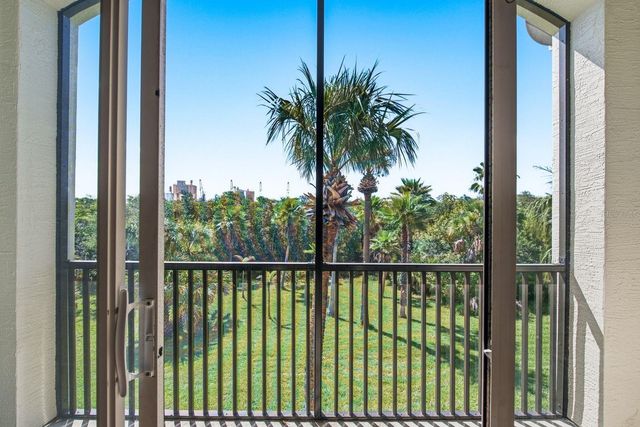 1027 NORMANDY TRACE ROAD, Tampa, FL 33602