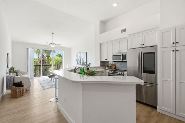 1027 NORMANDY TRACE ROAD, Tampa, FL 33602