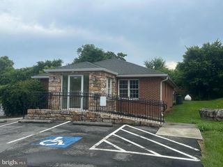 641 N MAIN ST, Woodstock, VA 22664