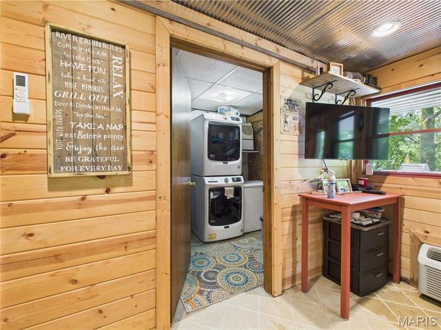 1 Richbark Lane, Van Buren, MO 63965