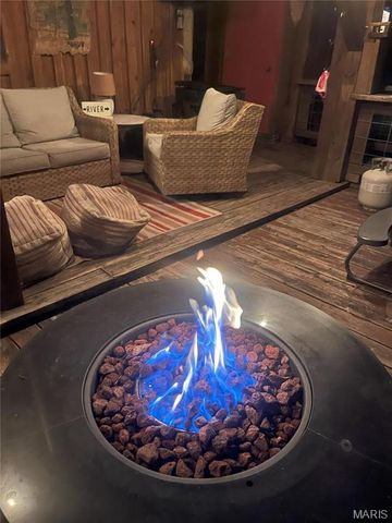 1 Richbark Lane, Van Buren, MO 63965