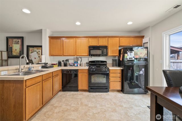 6600 Carolina Street SE, Lacey, WA 98513