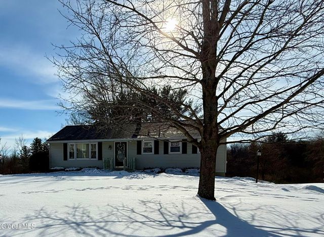 243 Scenic Drive, Hagaman, NY 12086