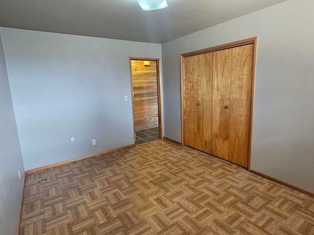 7649 Booth Road, Klamath Falls, OR 97603
