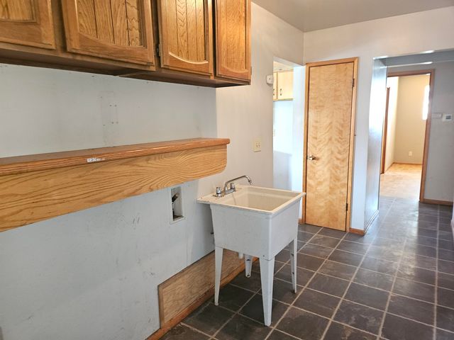 7649 Booth Road, Klamath Falls, OR 97603