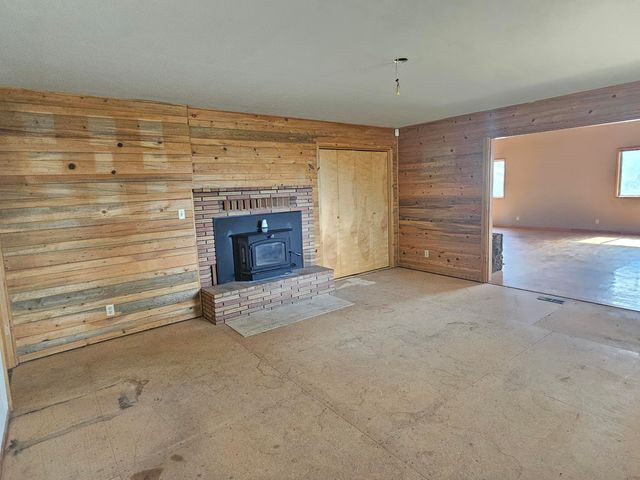 7649 Booth Road, Klamath Falls, OR 97603