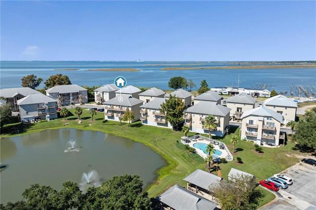 4 Yacht Club Drive 19, Daphne, AL 36526