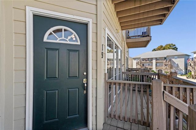 4 Yacht Club Drive 19, Daphne, AL 36526