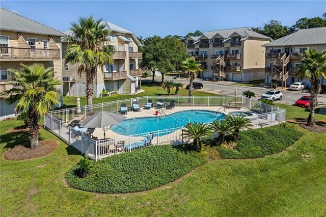 4 Yacht Club Drive 19, Daphne, AL 36526