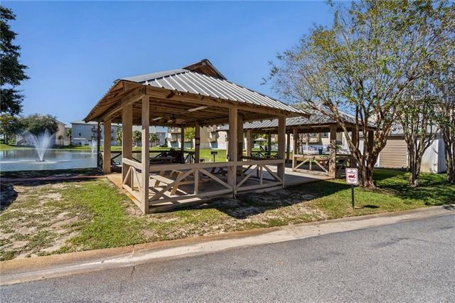 4 Yacht Club Drive 19, Daphne, AL 36526