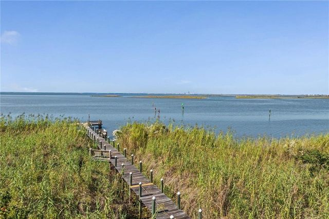 4 Yacht Club Drive 19, Daphne, AL 36526