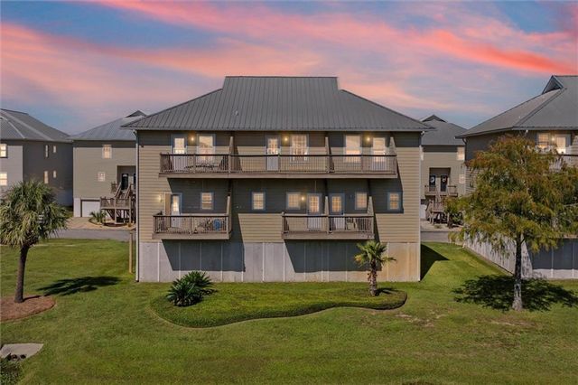 4 Yacht Club Drive 19, Daphne, AL 36526