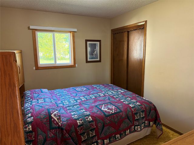 402 N 9th Street, Winterset, IA 50273