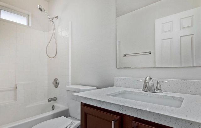 6417 S 10th Street Apt 1, Phoenix, AZ 85042