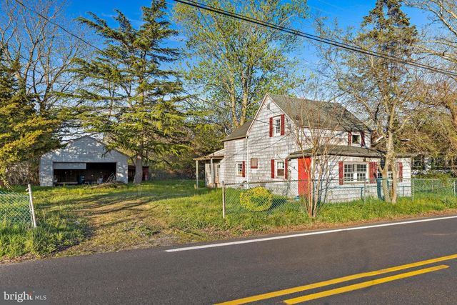 4 DOCK ST, Little Egg Harbor Twp, NJ 08087