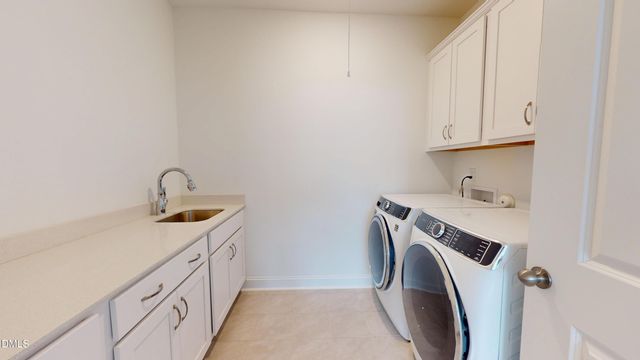 1720 Pinecliff Court, Fuquay Varina, NC 27526