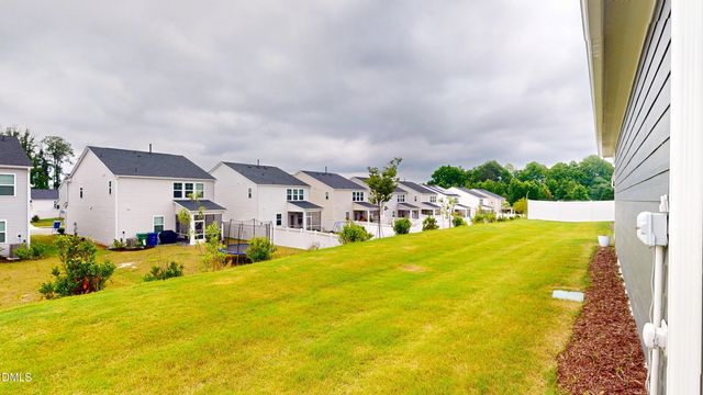 1720 Pinecliff Court, Fuquay Varina, NC 27526