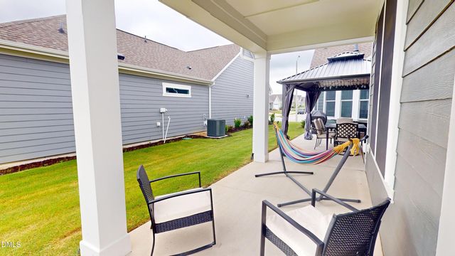 1720 Pinecliff Court, Fuquay Varina, NC 27526