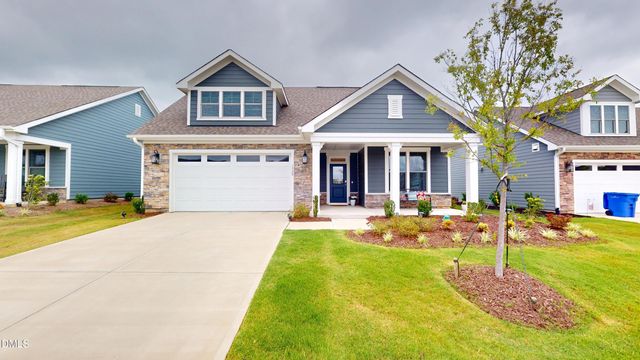 1720 Pinecliff Court, Fuquay Varina, NC 27526