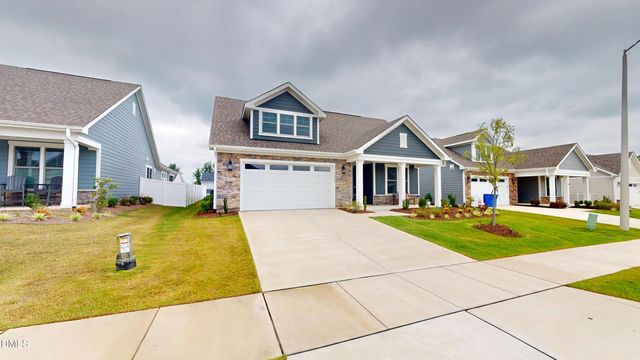 1720 Pinecliff Court, Fuquay Varina, NC 27526