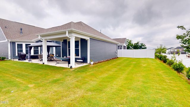 1720 Pinecliff Court, Fuquay Varina, NC 27526