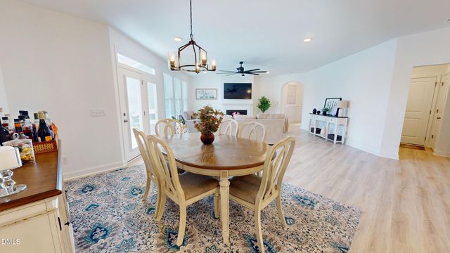 1720 Pinecliff Court, Fuquay Varina, NC 27526