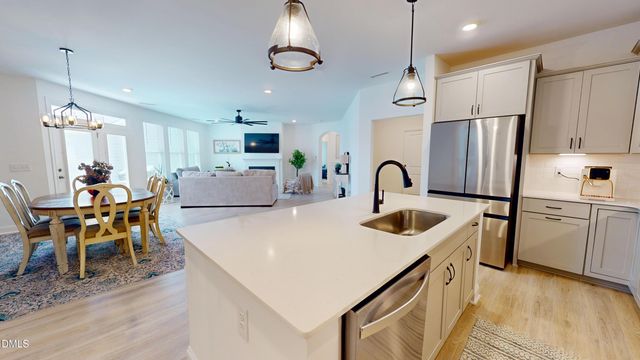 1720 Pinecliff Court, Fuquay Varina, NC 27526