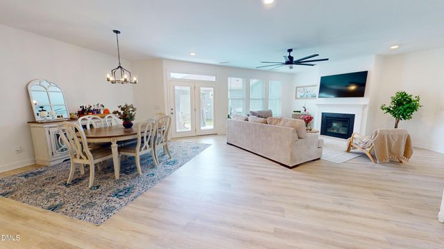 1720 Pinecliff Court, Fuquay Varina, NC 27526