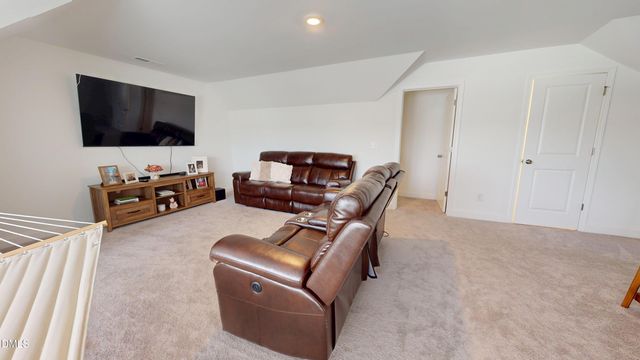 1720 Pinecliff Court, Fuquay Varina, NC 27526